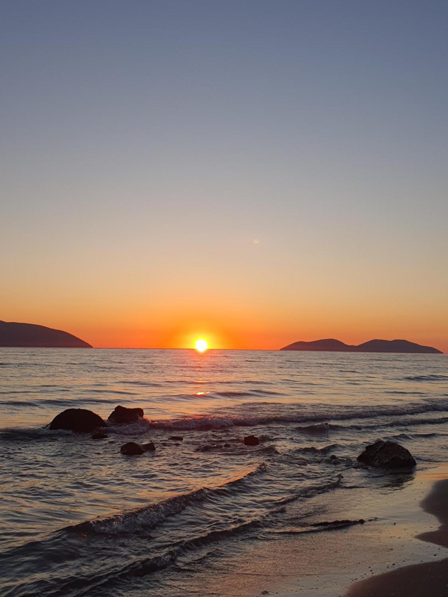 Nas * Vlorë